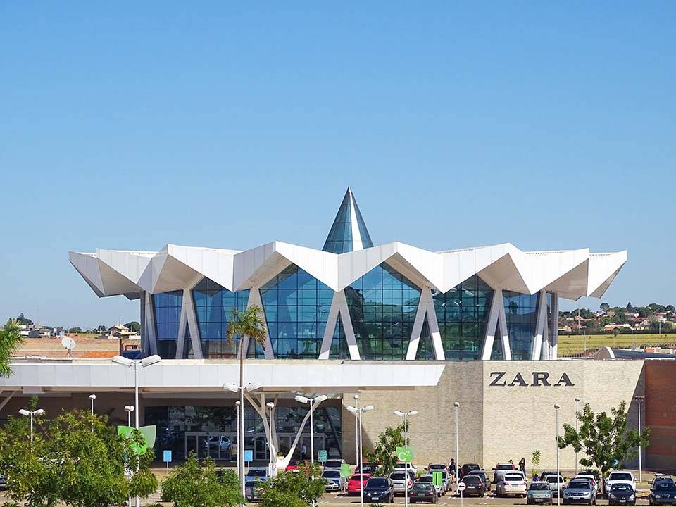 Mágico Thiper na Inauguração do Shopping Bosque dos Ipês