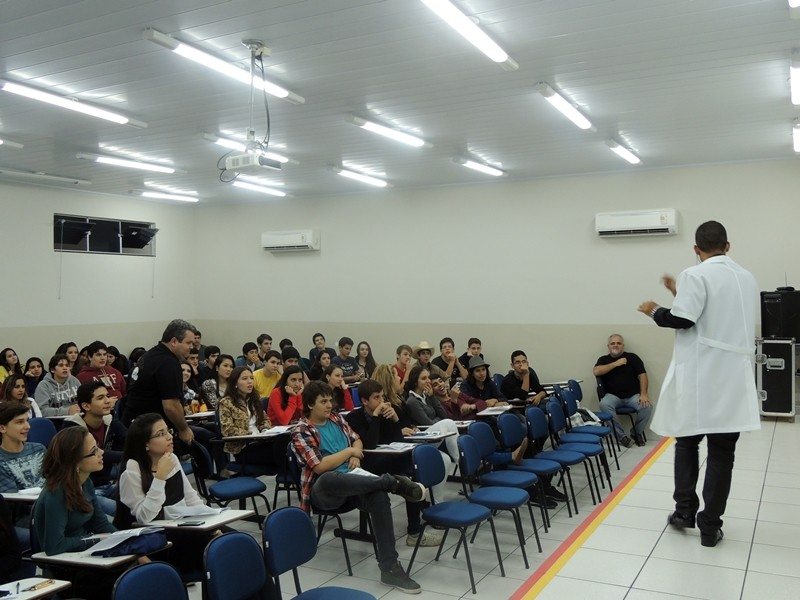 Madrugada de Estudos Colégio Delphos, Dourados - MS