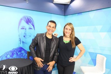 Mágico se apresenta no Programa Lia Mayo