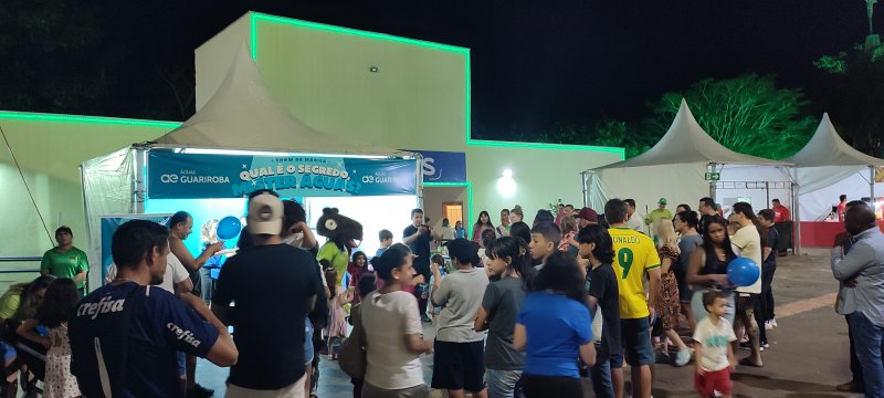 Páscoa da Família na Cidade da Páscoa: Mágico Thiper Surpreende com Ilusões Incríveis em Campo Grande - MS