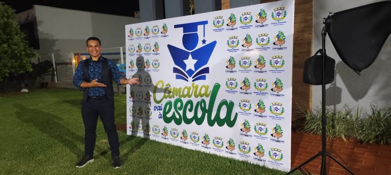 Show de Mágica no Encerramento do Programa Câmara Vai à Escola em Laguna Carapã MS